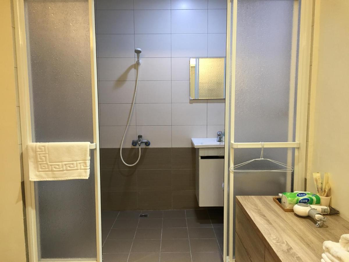 Discover Kh Apartman Kaohsziung Kültér fotó